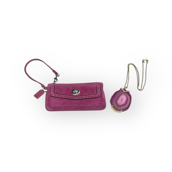 Vintage 90’s: Coach ❃ Suede Turnlock Wristlet Bag ❃ Magenta + Silver Hardware ❃ - Picture 1 of 16